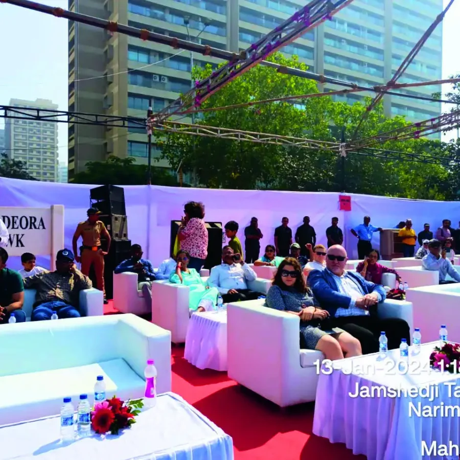 Creating Memorable Corporate Events: Indoor Games, Lighting, and Event Décor Ideas